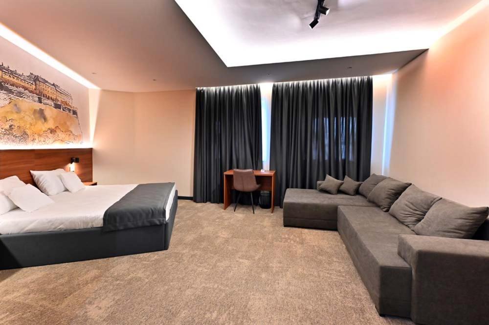 Tvrdjava Rooms - Novi Sad Luaran gambar